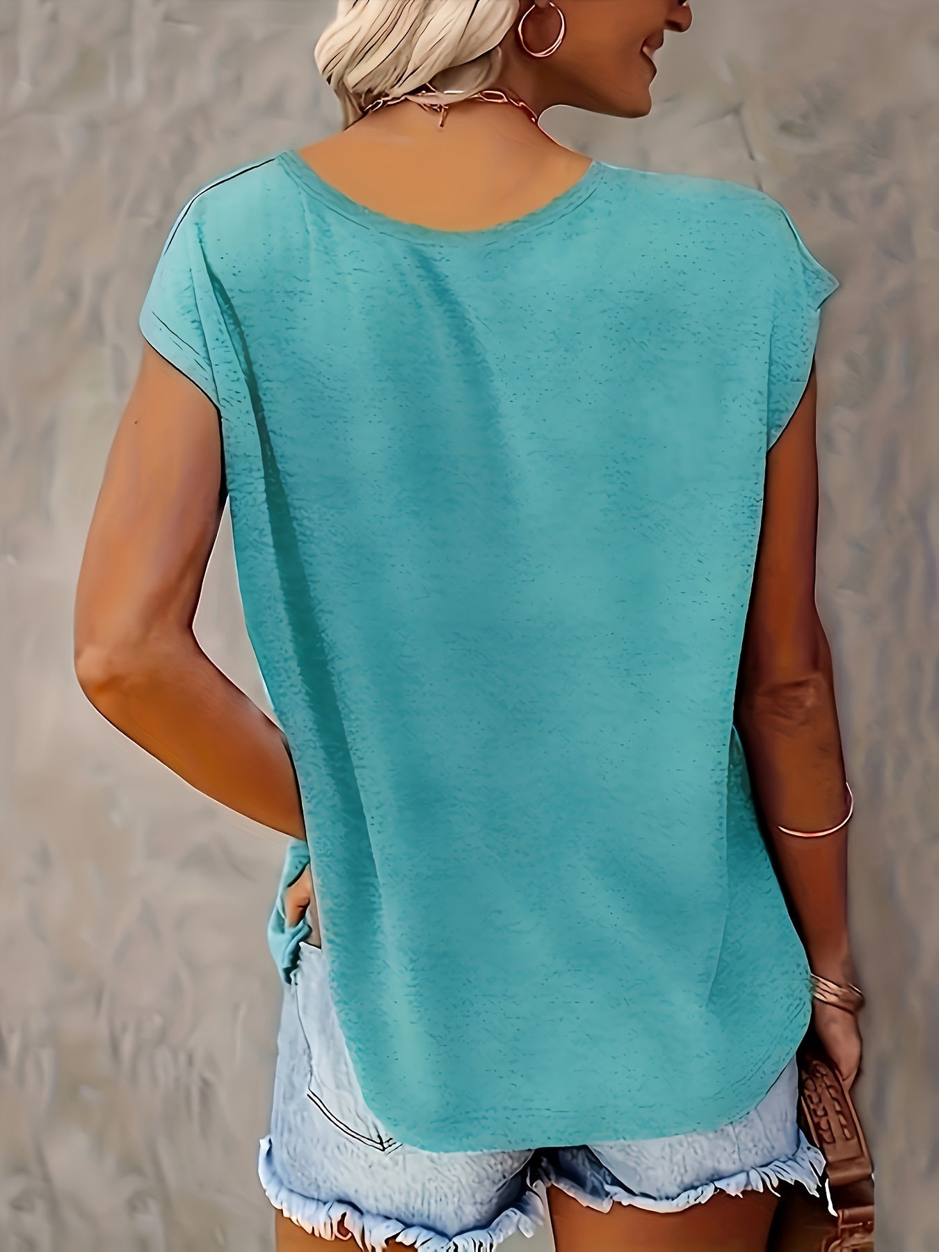 CYC Lässiges T-Shirt mit V-Ausschnitt